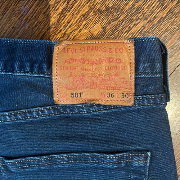 Levi denim jeans 36/30 - Picture 3 of 3